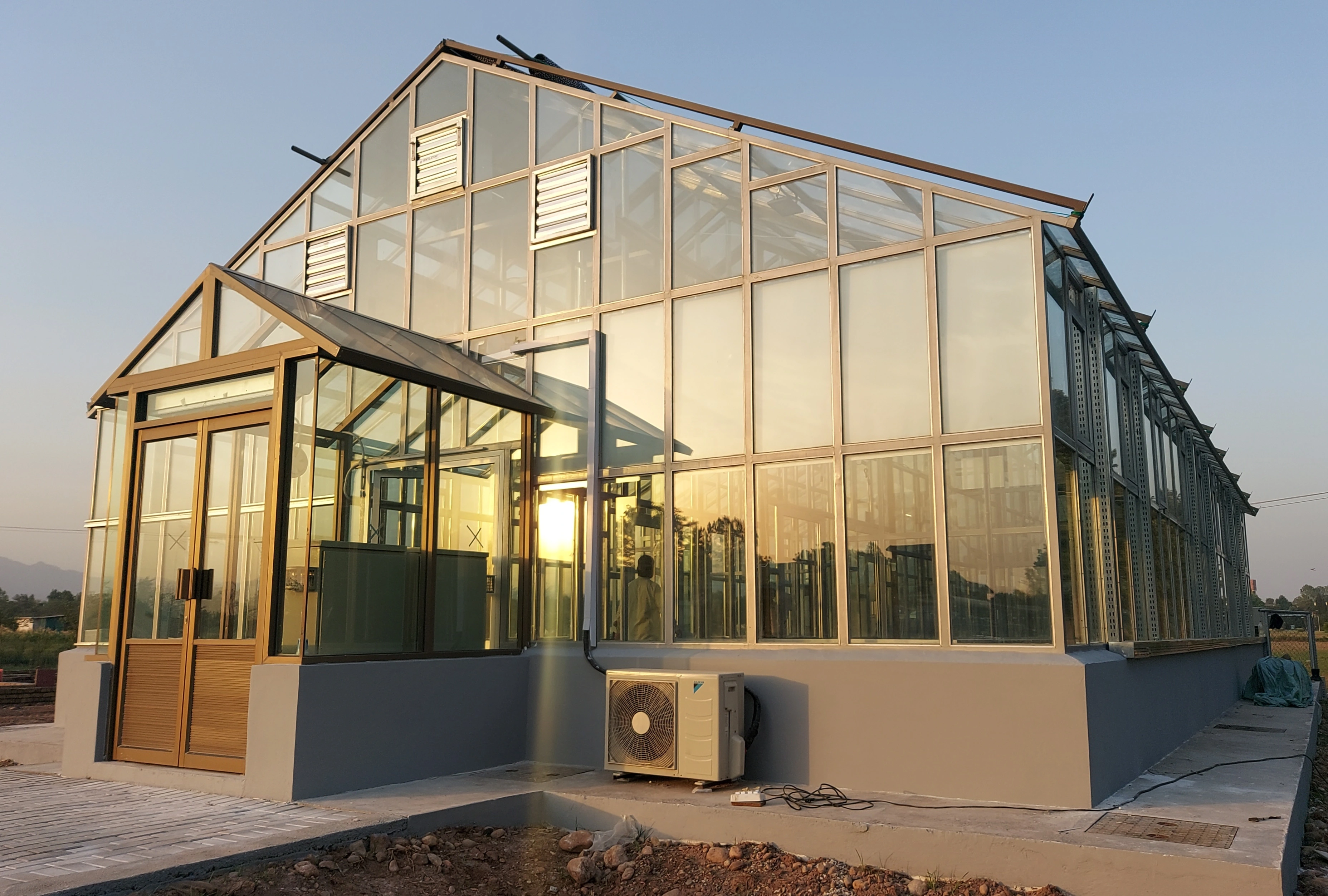 Mini Greenhouse